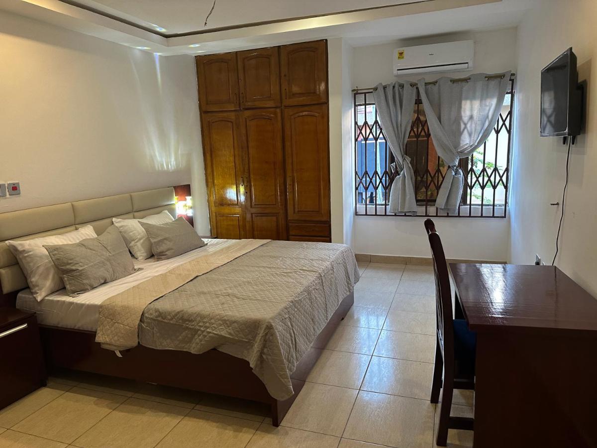 D Barfi Guesthouse, Excellent Location Kumasi Ngoại thất bức ảnh